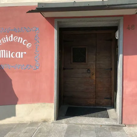 Milcar 公寓